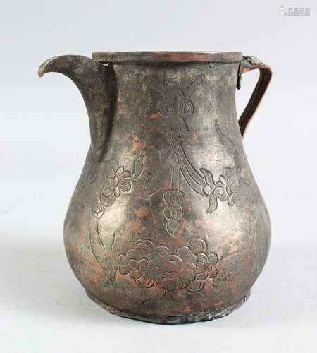 AN 18TH CENTURY OTTOMAN TURKISH TINNED COPPER COFFEE POT, 12cm high.