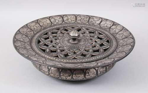 A SUPERB EARLY 19TH CENTURY INDIAN BIDRI SILVER INLAID CIRCULAR BASIN with pierced cover with