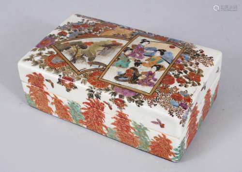 A GOOD JAPANESE MEIJI PERIOD SATSUMA PORCELAIN BOX & COVER, decorated with two panels depicting