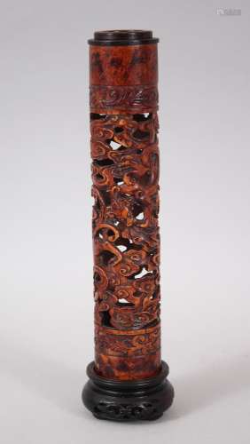 A RARE 18TH CENTURY CHINESE BAMBOO JOSS STICK HOLDER / INCENSE BURNER & STAND, the bamboo carved