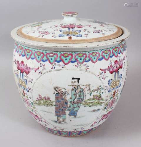 A GOOD 19TH / 20TH CENTURY CHINESE FAMILLE ROSE POT & COVER, the body of the pot decorated with