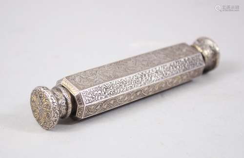 AN EARLY 19TH CENTURY NORTH INDIAN LUCKNOW SILVER DOUBLE SIDED SCENT BOTTLE, 13cm long.