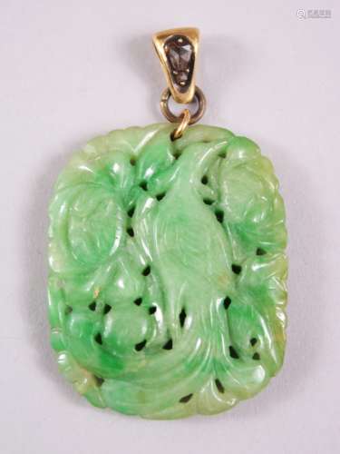 A CHINESE CARVED AND PIERCED JADEITE PENDANT OF PHOENIX BIRD, with a solid hall marked gold loupe