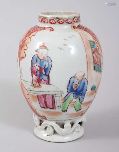 AN 18TH / 19TH CENTURY CHINESE MANDARIN FAMILLE ROSE PORCELAIN TEA CADDY, decorated with scenes of