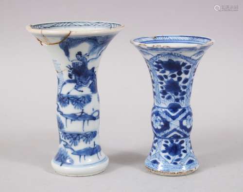 TWO SMALL CHINESE KANGXI BLUE & WHITE PORCELAIN GU VASES, 10CM & 9 CM