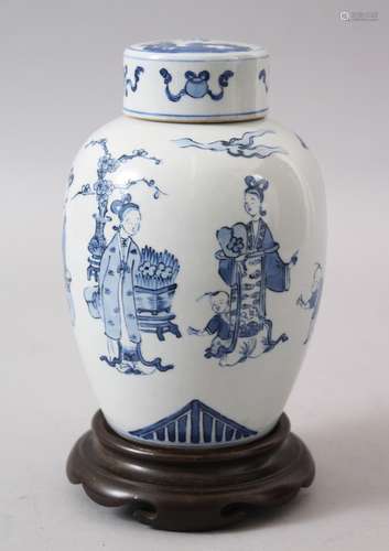 A CHINESE BLUE & WHITE PORCELAIN GINGER JAR & COVER WITH BRONZE BASE, the body decorated with