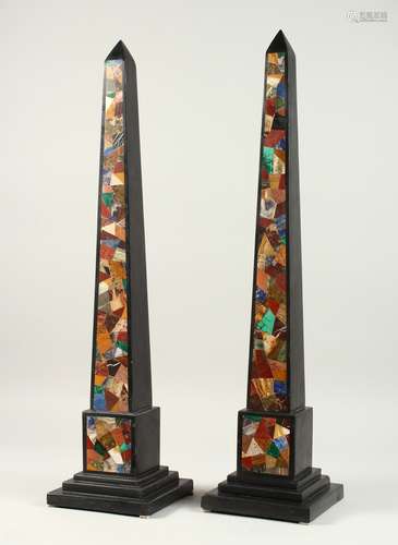 A GOOD LARGE PAIR OF MARBLE OBELISKS, with pietra dura inlay. 76cms high.