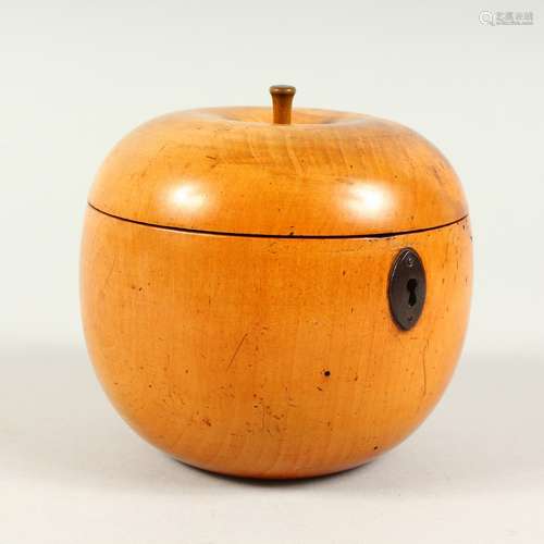 A VERY GOOD LARGE 18TH CENTURY FRUITWOOD APPLE TEA CADDY CIRCA 1790. 12.5cm diameter x 12.5cm high.