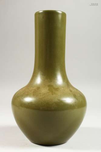 A CHINESE GREEN GLAZED BOTTLE VASE. Six character mark in blue. 9ins high.