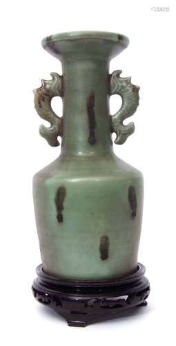 Chinese Longquan celadon Kinuta vase, the mallet shaped body with sloping shoulders and tapered neck