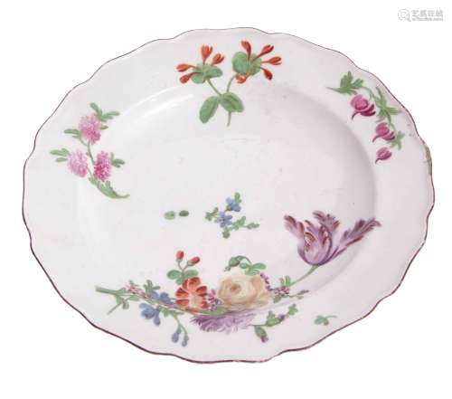 Chelsea brown anchor plate decorated with floral sprays, 21cm diam