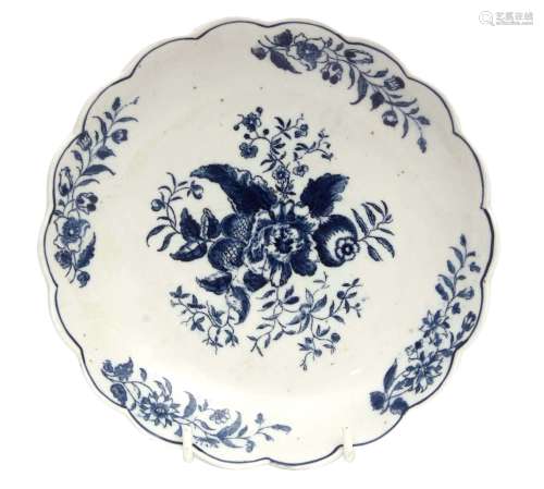 Rare Lowestoft scalloped plate, printed in blue with the Worcester style pine cone pattern, 20cm