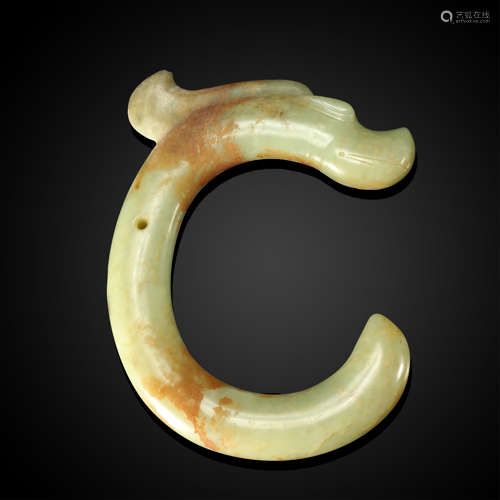 CHINESE CELADON JADE CIRCLE DRAGON PENDANT