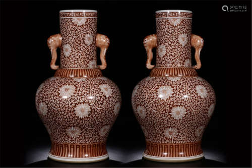PAIR OF CHINESE PORCELAIN IRON RED FLOWER VASES
