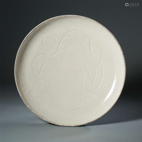 CHINESE PORCELAIN DING WARE WHITE GLAZE PLATE LIAO DYNASTY