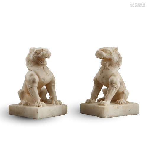 PAIR OF CHINESE WHITE MARBLE TABLE LIONS NORTH QI DYNASTY