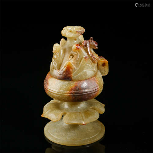 CHINESE ANCIENT JADE LIDDED CENSER ON LOTUS STAND