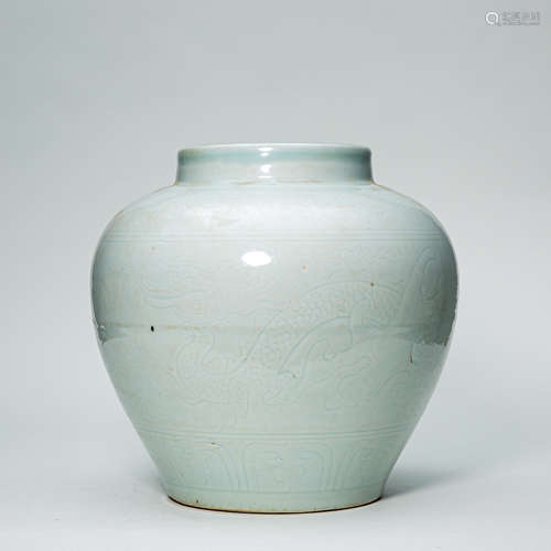 CHINESE PORCELAIN BLUE GLAZE WATER JAR