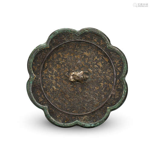 CHINESE BRONZE FLOWER SHAPED MIRROR TANG DYNASTY