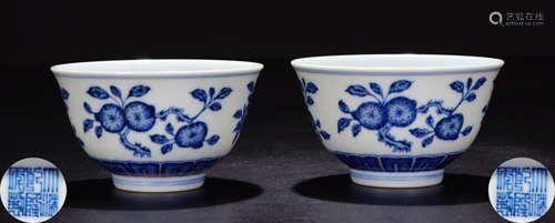 PAIR WHITE&BLUE GLAZE PEACH PATTERN BOWL