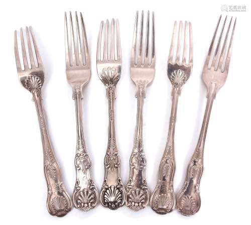 Mixed Lot: three Queens pattern dinner forks with Honeysuckle heel, initialled, length 21cm,
