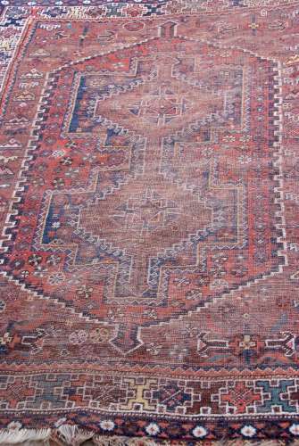 Early 20th century Caucasian rug, multi-gull border with central panel of two interlinked