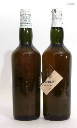Black and White blended whisky, James Buchanan & Son, Glasgow, 2 bottles (part of one label