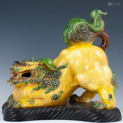 Antique Chinese Sancai Glazed Foo Dog