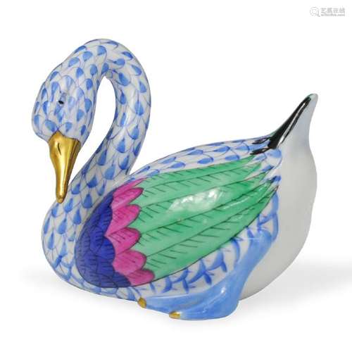 Herend Fishnet Porcelain Swan