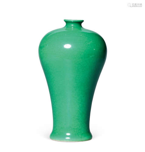 绿哥釉梅瓶