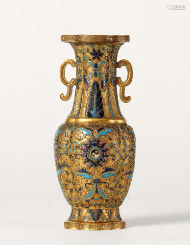 铜鎏金錾胎珐琅缠枝花纹香瓶