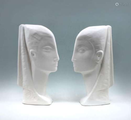 PAIR OF ART DECO HARRIS POTTERIES HEAD SCULPTURES