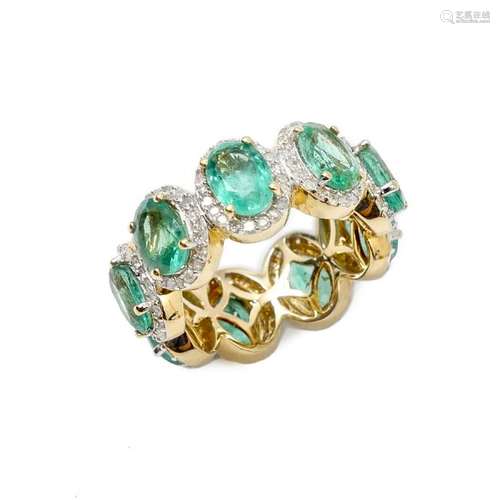 14K 8.87 CTW EMERALD RING WITH 1.75 CTW DIAMONDS