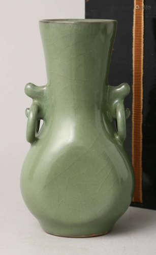 綠釉雙耳瓶
