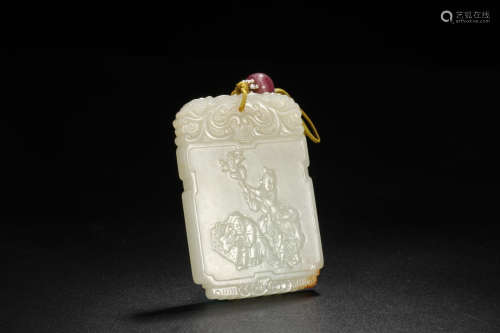 A HETIAN JADE CARVED IN PORTRAITS PENDANT
