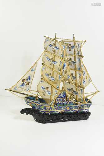 Bateau en cloisonné (Ht 40cm)