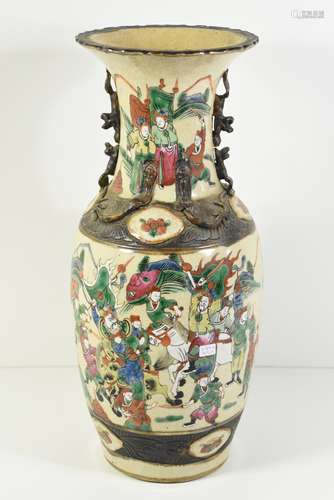 Vase Nankin à décor de guerriers (HT.46cm)