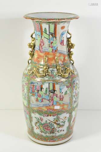 Vase en porcelaine de Chine, Canton 19ème (HT.46cm)