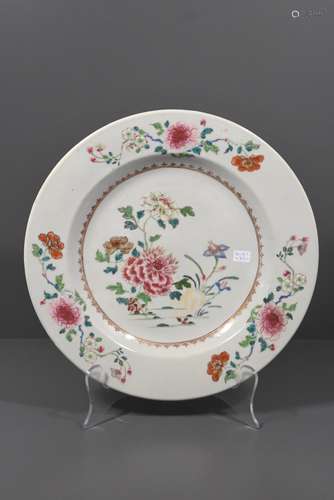 Plat en porcelaine de Chine 18ème (restauré) Ø 30cm