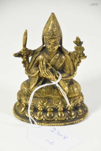 Moine en bronze doré du 18ème, Tibet (Ht 10cm)