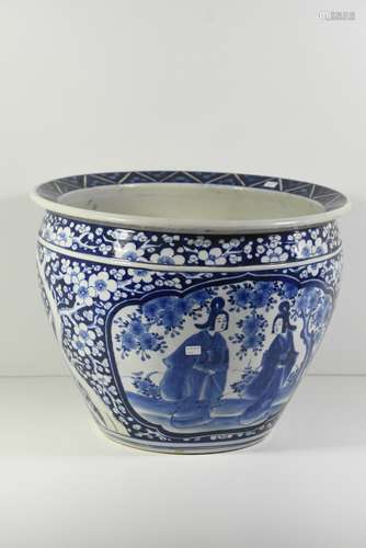 Cache-pot en porcelaine de Chine bleu (Ht 32cm, Ø 40cm)