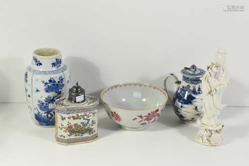 Petit lot de porcelaine de Chine (Bol + autres)