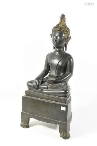 Bouddha Birman en bronze, 18ème siècle (H:42cm)