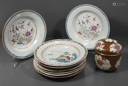 Lot de 9 assiettes et 1 sucrier en porcelaine de Chine du 18ème (accidents)