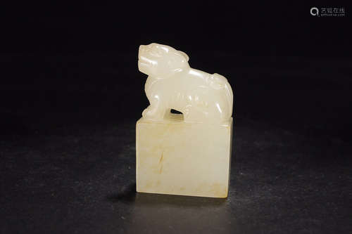 HETIAN JADE LION SEAL