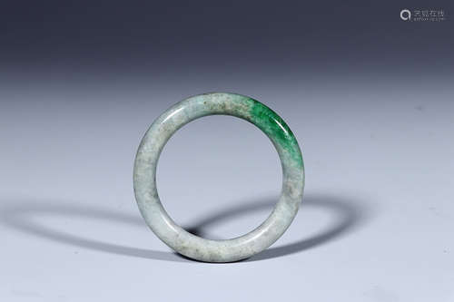 JADEITE BANGLE