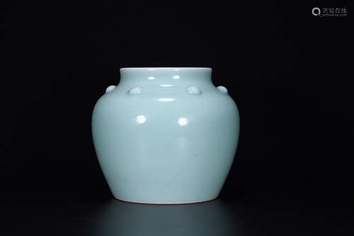 PEA GREEN GLAZE JAR