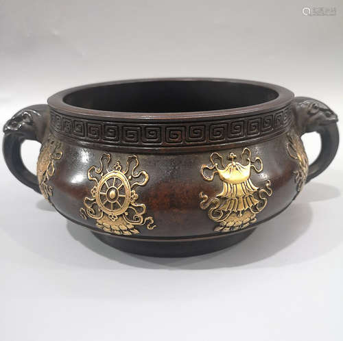 A GILT COPPER DRAGON-EAR CENSER WITH PATTERN