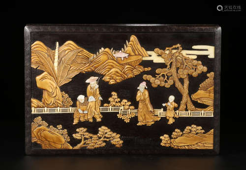 A ZITAN WOOD BOX WITH CHARACTER STORY PATTERN