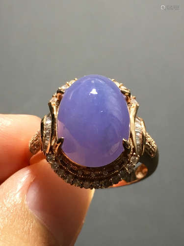 A ICY PURPLE JADEITE  CIRCLE RING